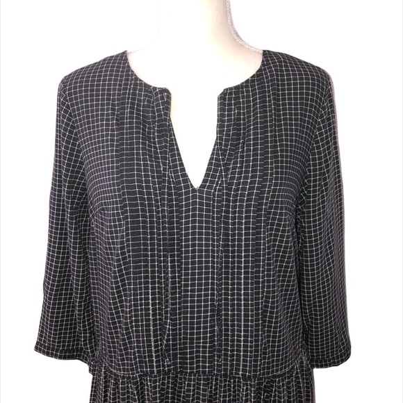 OLD NAVY Dress Women's Size Small Black Geometric Mini Striped - Picture 2 of 7